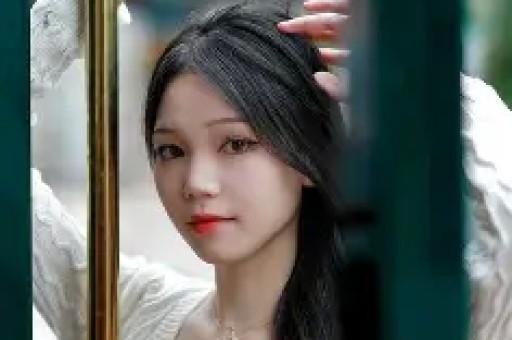 “鸡排哥”人设崩塌彻底跨界