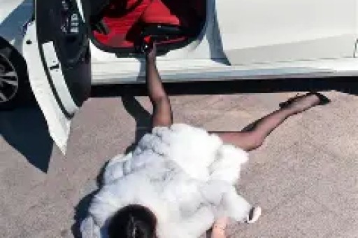 “鸡排哥”人设崩塌彻底跨界-第1张图片- “鸡排哥”人设崩塌彻底跨界-第1张图片-