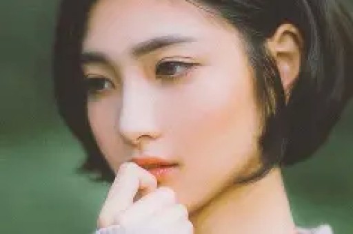 石明的爆料引发网友热议掀起了一股八卦风潮