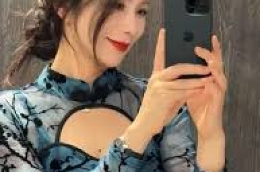 娱乐圈大瓜连连！黄子韬违规停车被罚迪丽热巴新片惊喜亮相