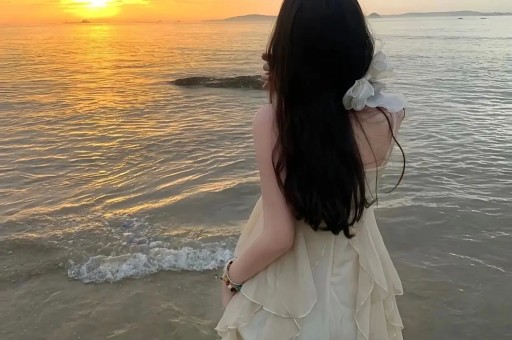 【2026923】针对女艺人的谣言？kris 妈妈没什么财产了？冯禧是一个怎样的人？吴倩和张雨剑？《点燃你温暖我》和《一见倾心》？